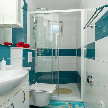 Marina - Quiet Oasis With Heated Pool & Panoramic Sea View Apartment