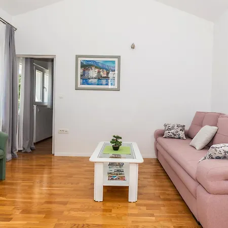 Marina - Quiet Oasis With Heated Pool & Panoramic Sea View Makarska