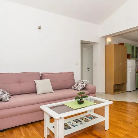 Marina - Quiet Oasis With Heated Pool & Panoramic Sea View Makarska