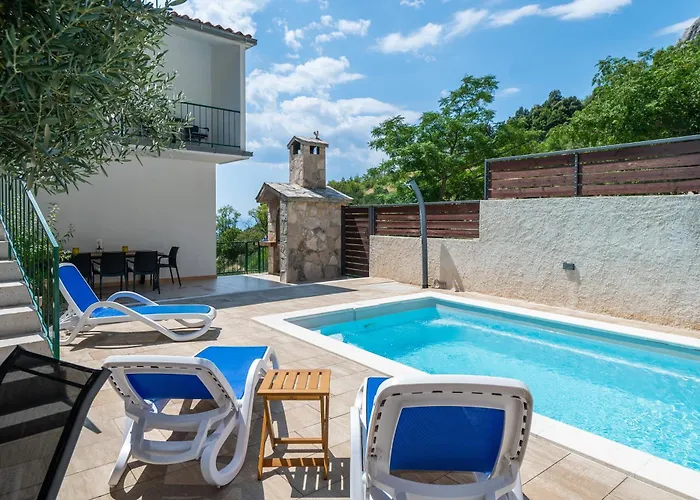 Апартаменти Marina On The Second Floor *