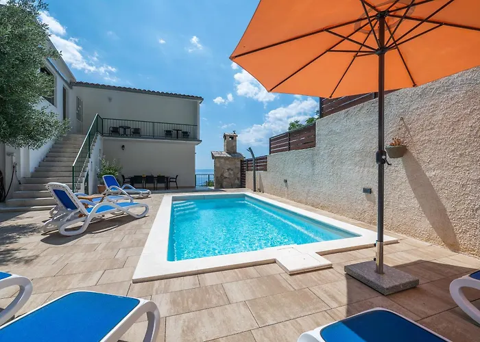 Marina On The Second Floor Apartment